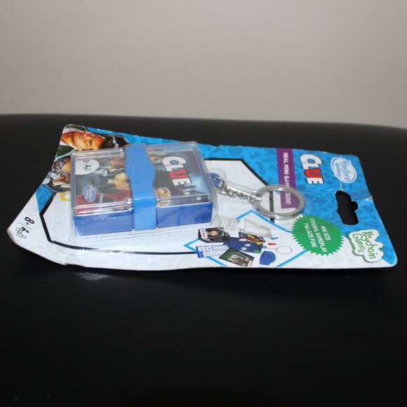 3/$55❤️sealed Hasbro Gaming Keychain Games CLUE Real Mini Size Board Game Inside - Picture 3 of 4